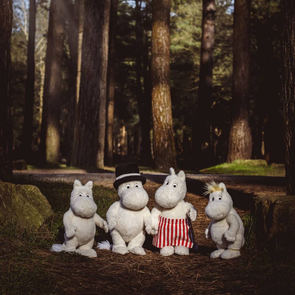 Moominmamma Decoration Plush Toy 38cm - Image 6